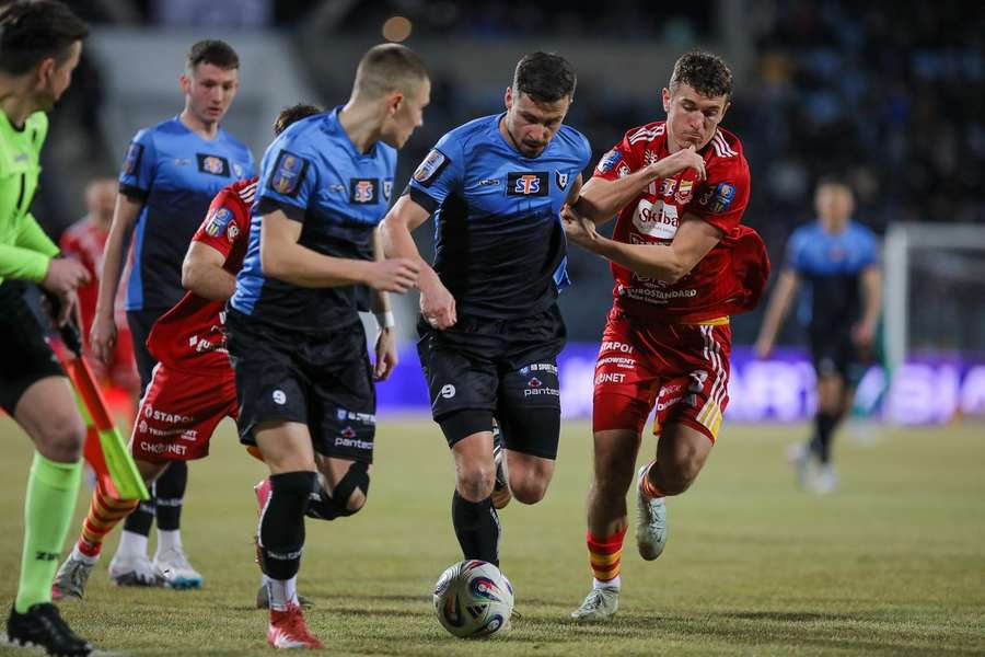 Cztery zespoły o krok od finału Pucharu Polski. Zawisza sprawi niespodziankę? Cztery zespoły o krok od finału Pucharu Polski. Zawisza sprawi niespodziankę?