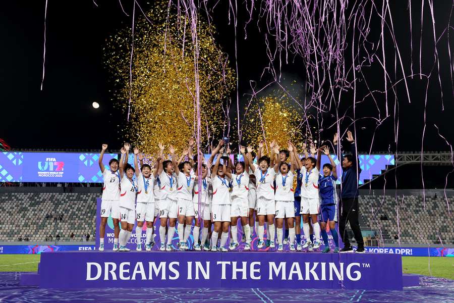 A festa da Coreia do Norte A festa da Coreia do Norte