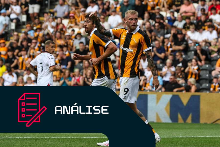 Oli McBurnie do Hull City durante o particular frente ao OGC Nice Oli McBurnie do Hull City durante o particular frente ao OGC Nice