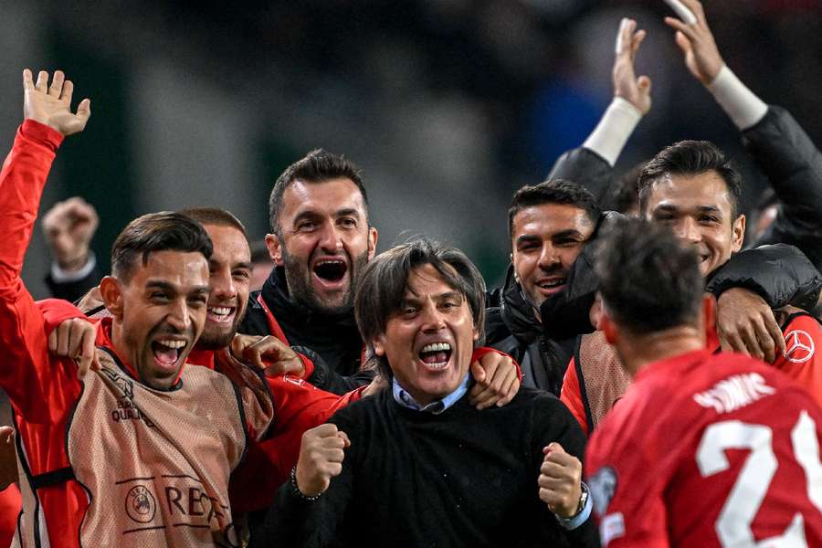 Turkey celebrate qualification