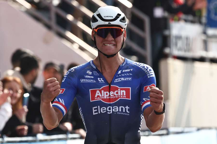 Van der Poel ganó la París-Roubaix por primera vez en su carrera