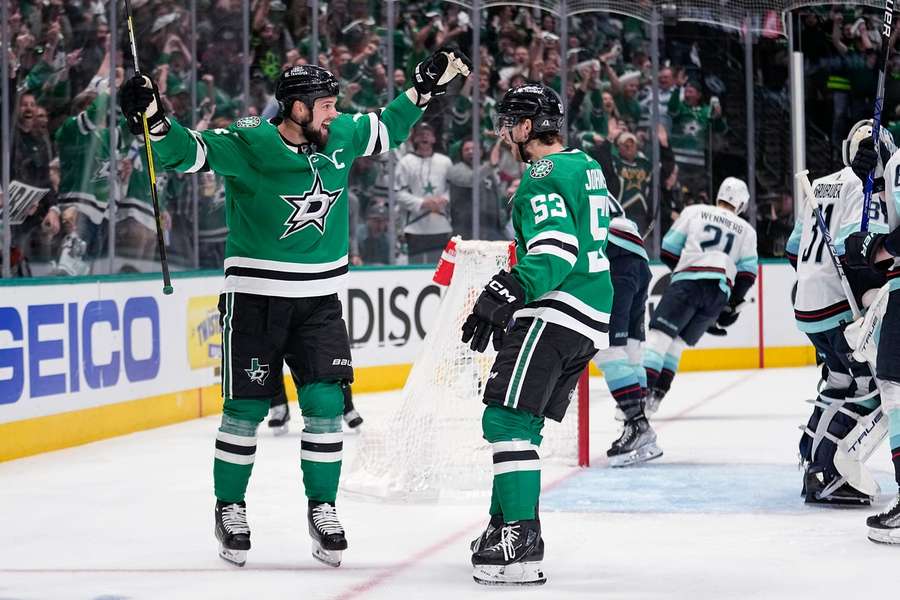 Dallas Stars opanowali grę nerwów.