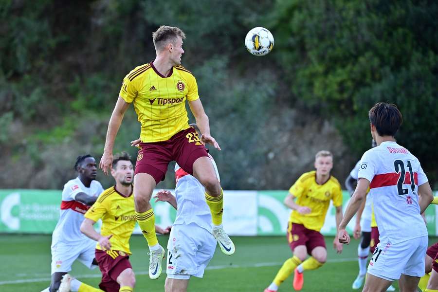 Sparta si v přípravě vyšlápla na tým z Bundesligy. Sklonit se musel Stuttgart