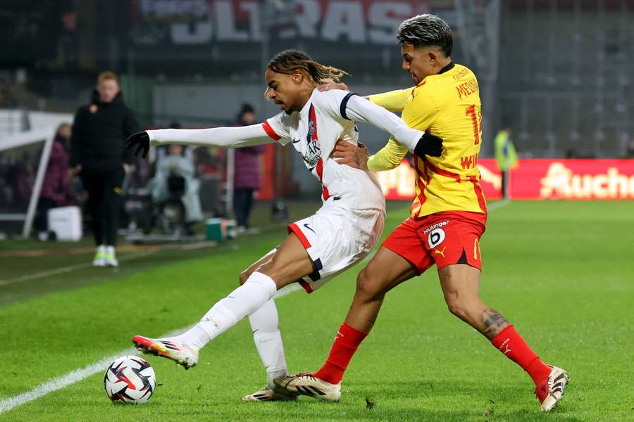 Barcola, en el partido ante el Lens.