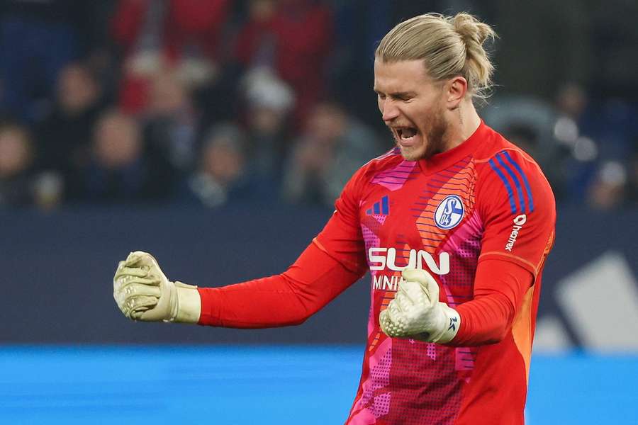 Loris Karius festeja pelo Schalke