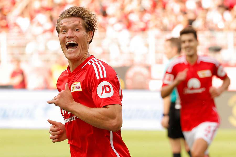 Behrens hat-trick fires stellar Union past Mainz in Bundesliga