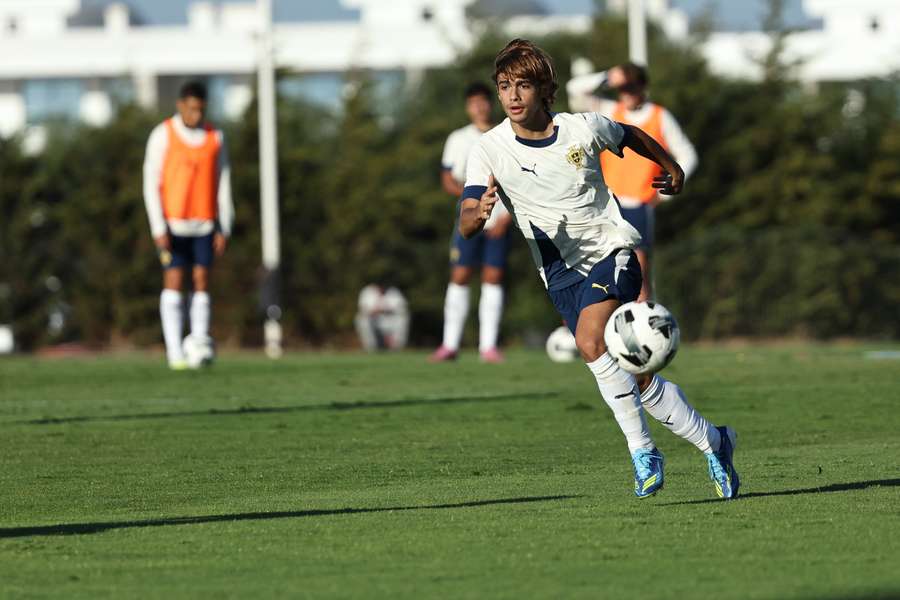 Rodrigo Mora dispensado dos sub-21