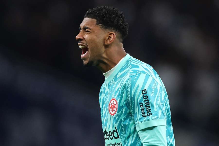 Kaua Santos rettete Eintracht Frankfurt in der Schlussphase das Remis bei den Tottenham Hotspur.