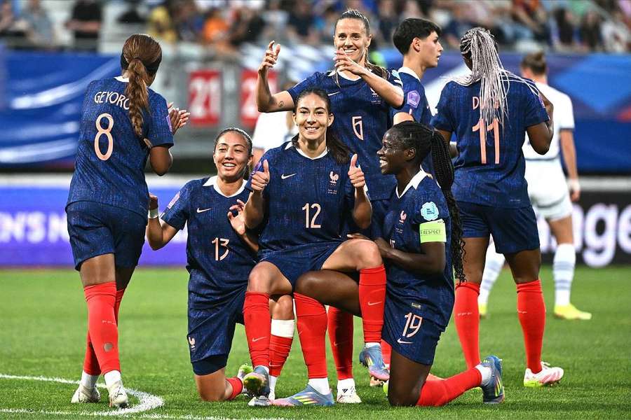 Dans un match sans enjeux, l'équipe de France étrille la Suisse à cinq semaines de l'Euro