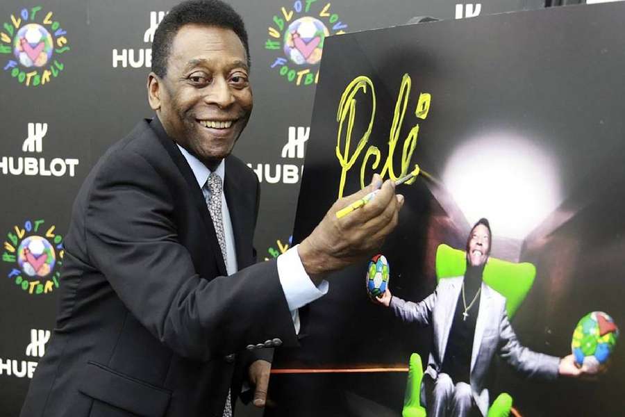 Pelé marcou uma geração com icônico gol 1000 no Maracanã