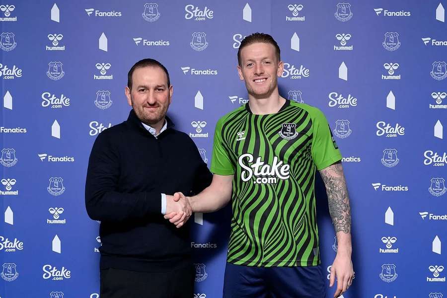 Jordan Pickford quer construir um legado no Everton