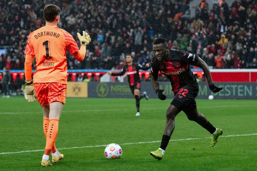 El Leverkusen sigue como líder invicto tras empatar con el Dortmund