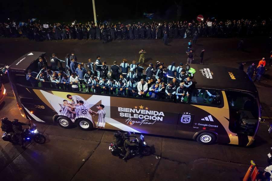 Argentina's players return to Buenos Aires