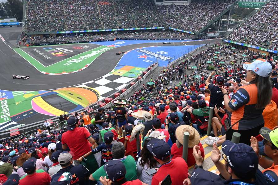 Der Grand Prix von Mexiko ist auch für seine Zuschauermengen berüchtigt