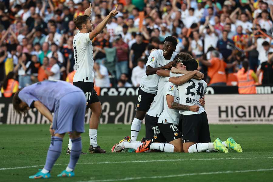 Valencia pokonała Real Madryt 1:0 w meczu naznaczonym rasistowskimi przyśpiewkami