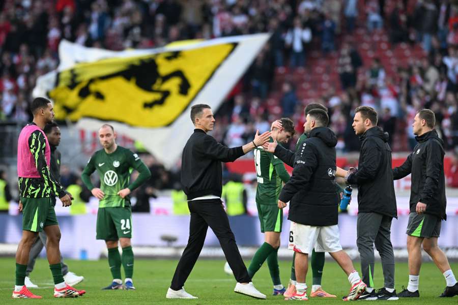 Hängende Köpfe nach der Klatsche in Stuttgart