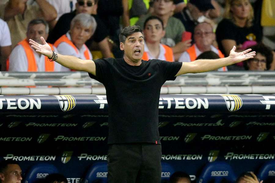 AC Milan coach Paulo Fonseca reacts