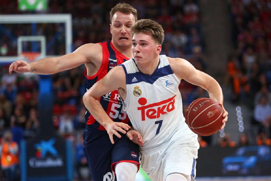 Un jovencísimo Doncic fue protagonista en el último duelo entre el Madrid y el Baskonia en la Copa
