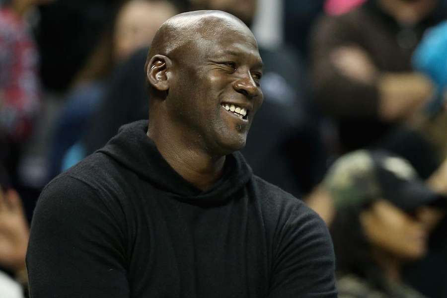 Michael Jordan é dono dos Charlotte Hornets desde 2010