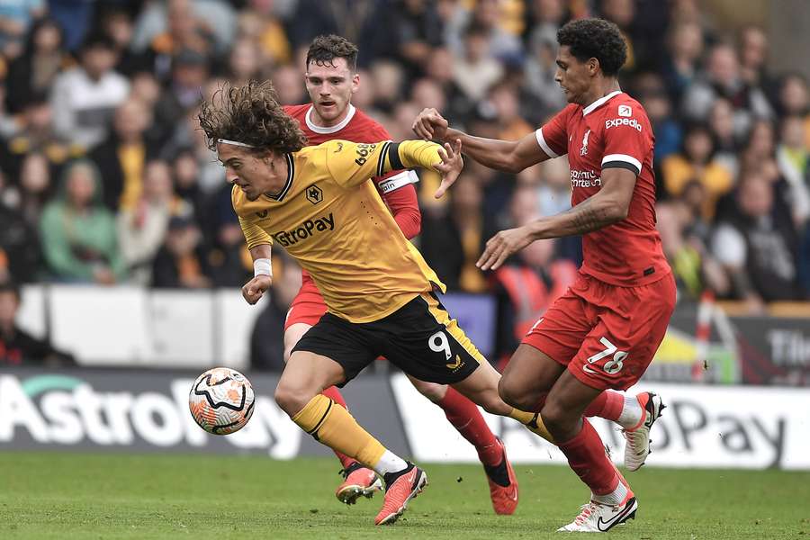 Fabio Silva in actie voor de Wolves