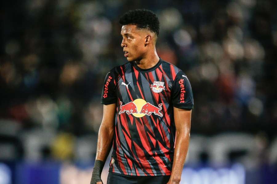 O ex-palmeirense nasceu com um problema nas veias da cabeça O ex-palmeirense nasceu com um problema nas veias da cabeça