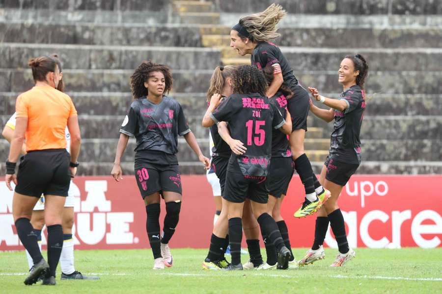 A festa das jogadoras arsenalistas