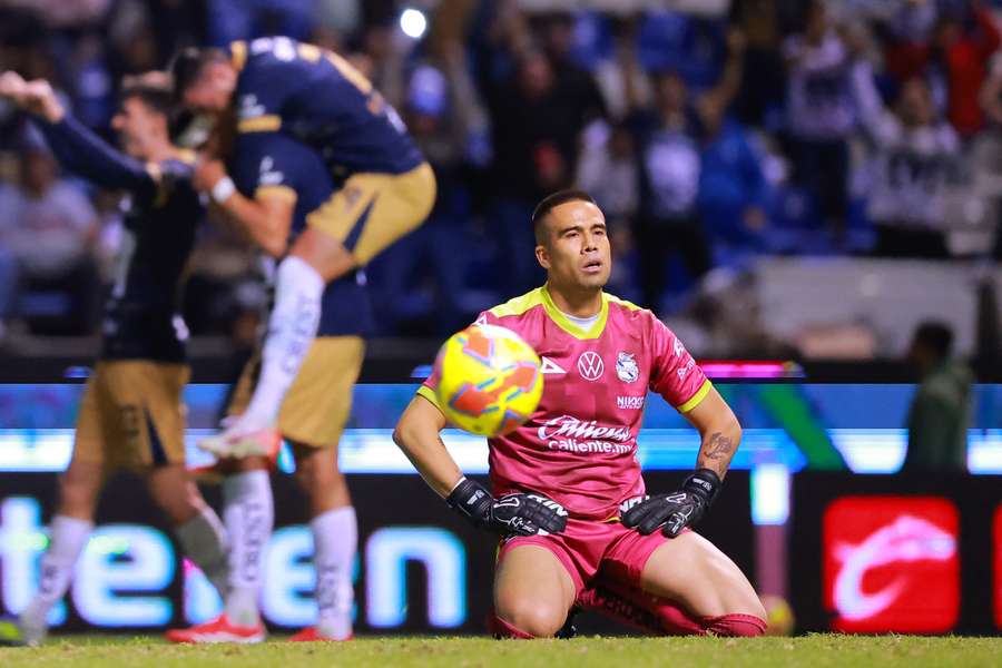 Pumas gana en su visita al Puebla.