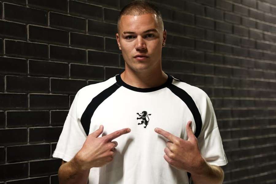 Liam O'Reilly oficializado pelo Sporting Liam O'Reilly oficializado pelo Sporting