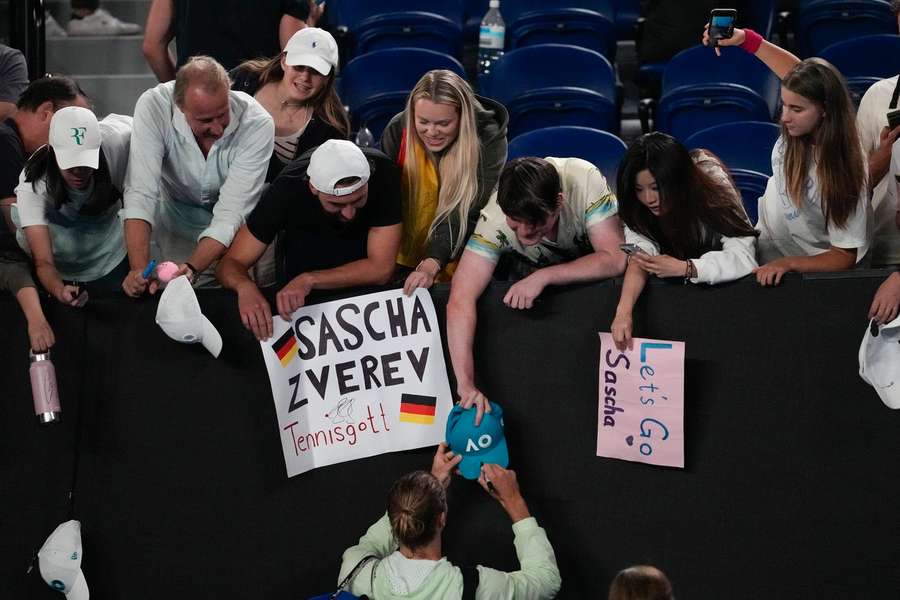 Die Fans stehen in Melbourne hinter Sascha.