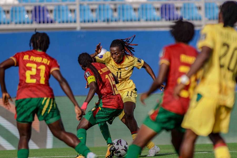 It was a hard-fought battle between Ghana and Cameroon