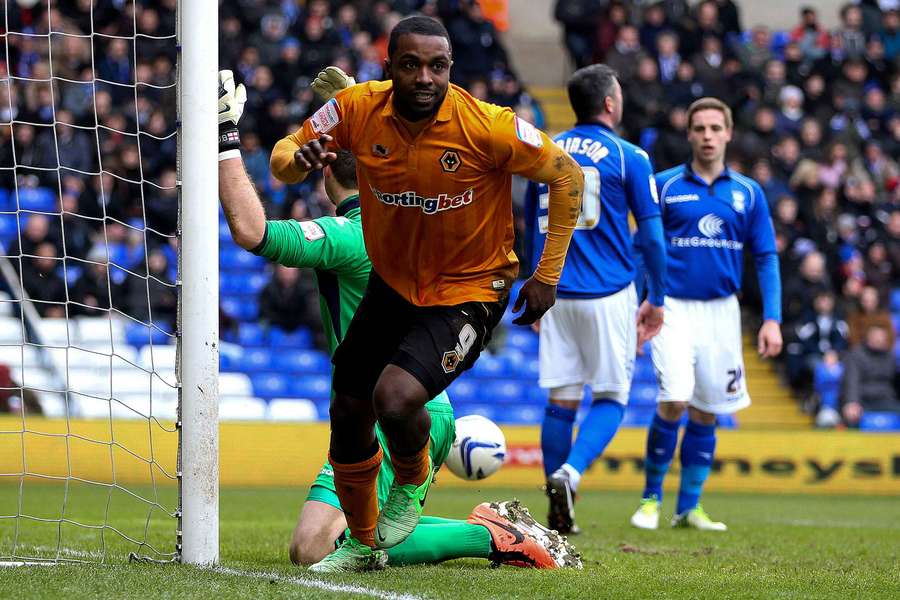Sylvan Ebanks-Blake z Wolves świętuje po strzeleniu bramki podczas meczu Championship z Birmingham City, 1 kwietnia 2013 r. Sylvan Ebanks-Blake z Wolves świętuje po strzeleniu bramki podczas meczu Championship z Birmingham City, 1 kwietnia 2013 r.