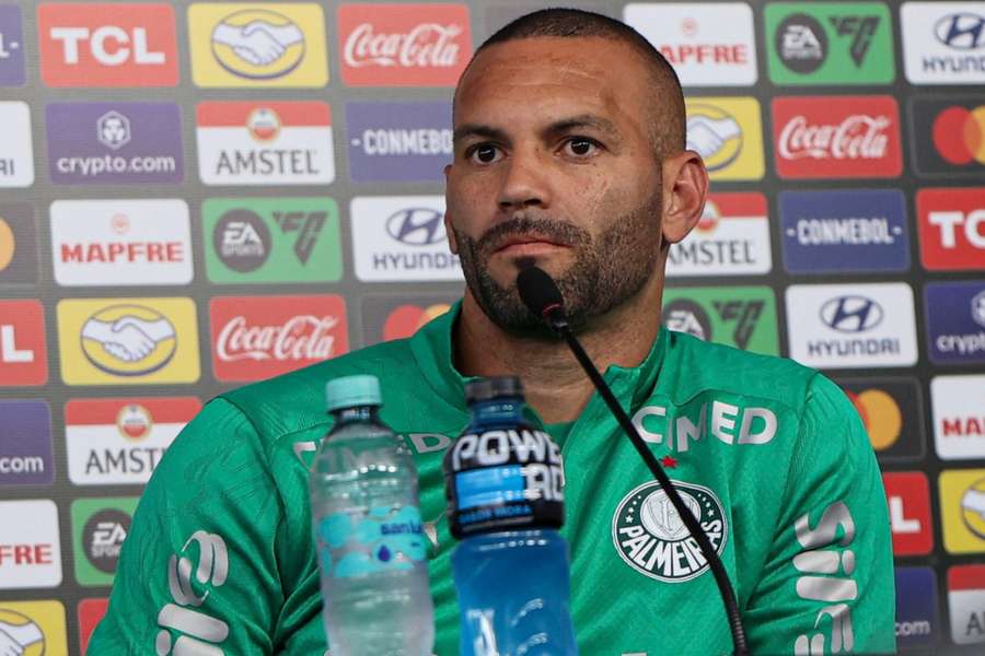 Weverton está lesionado e vai desfalcar o Palmeiras na final Weverton está lesionado e vai desfalcar o Palmeiras na final