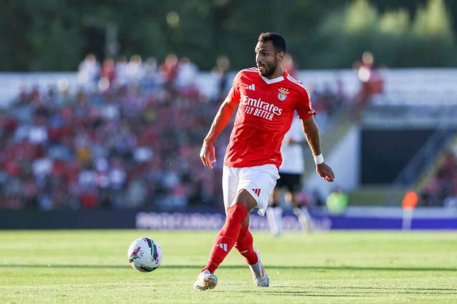 Pavlidis ao serviço do Benfica