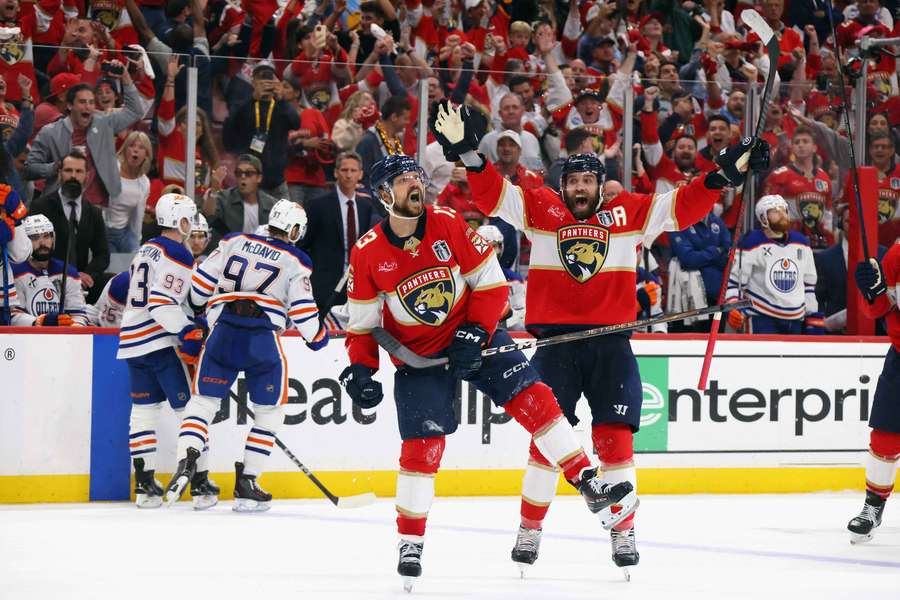 Panthers ruszają po trzeci tytuł z rzędu. W nocy rusza kolejny sezon NHL