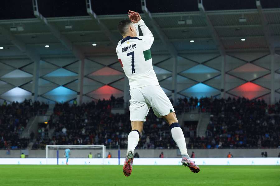 Ronaldo zdobył dwie bramki z Luksemburgiem w pewnie wygranym spotkaniu przez Portugalię