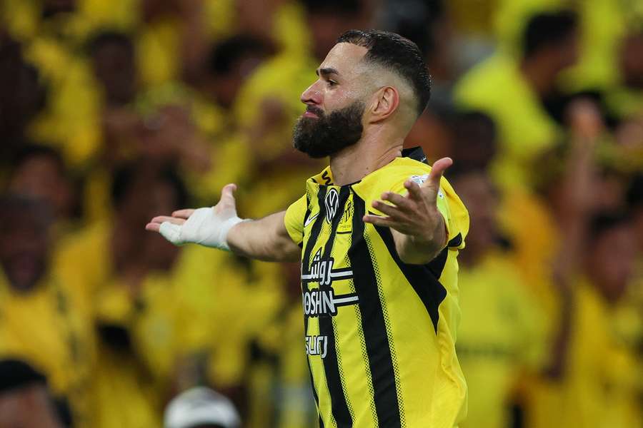 Benzema fez o primeiro gol da vitória do Al-Ittihad