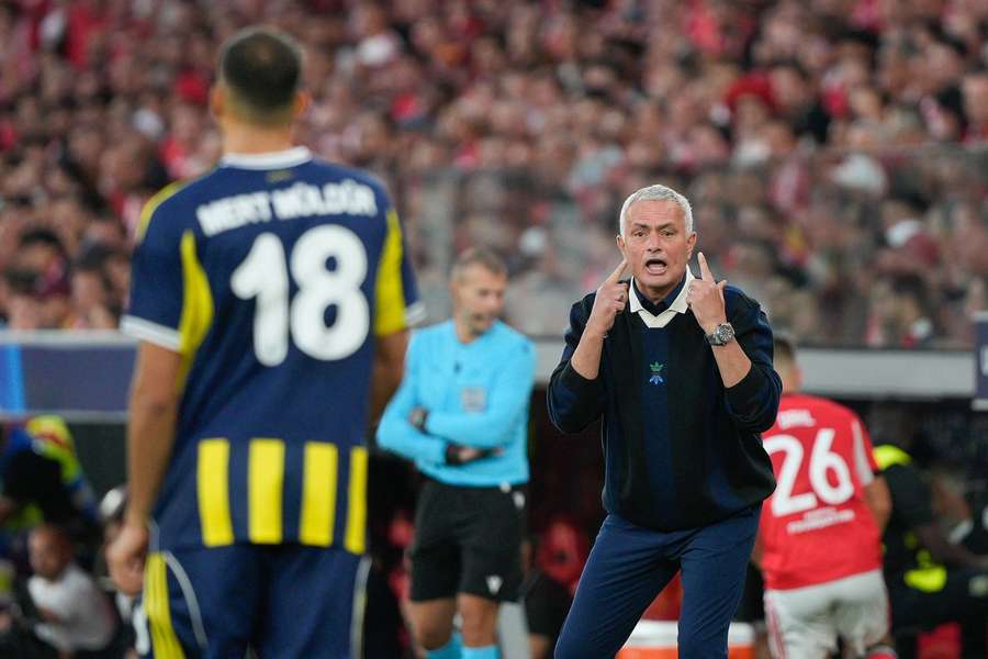 Jose Mourinho ist nicht länger Cheftrainer von Fenerbahce