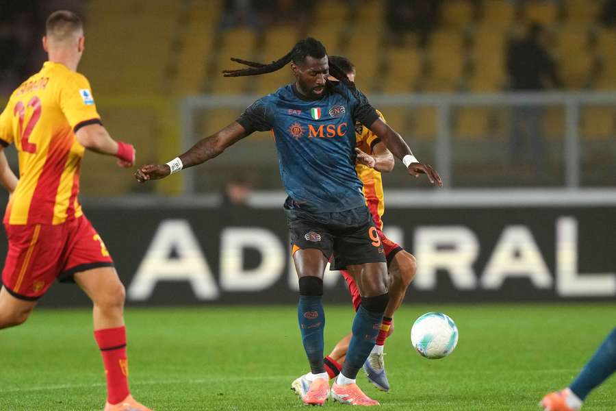 Anguissa, autore del gol vittoria all'andata, dovrebbe tornare titolare a distanza di circa quattro mesi