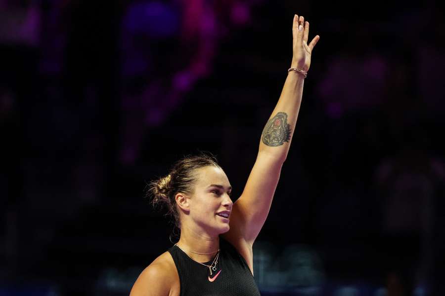 Aryna Sabalenka is de WTA Finals begonnen met een zege op Zheng Qinwen