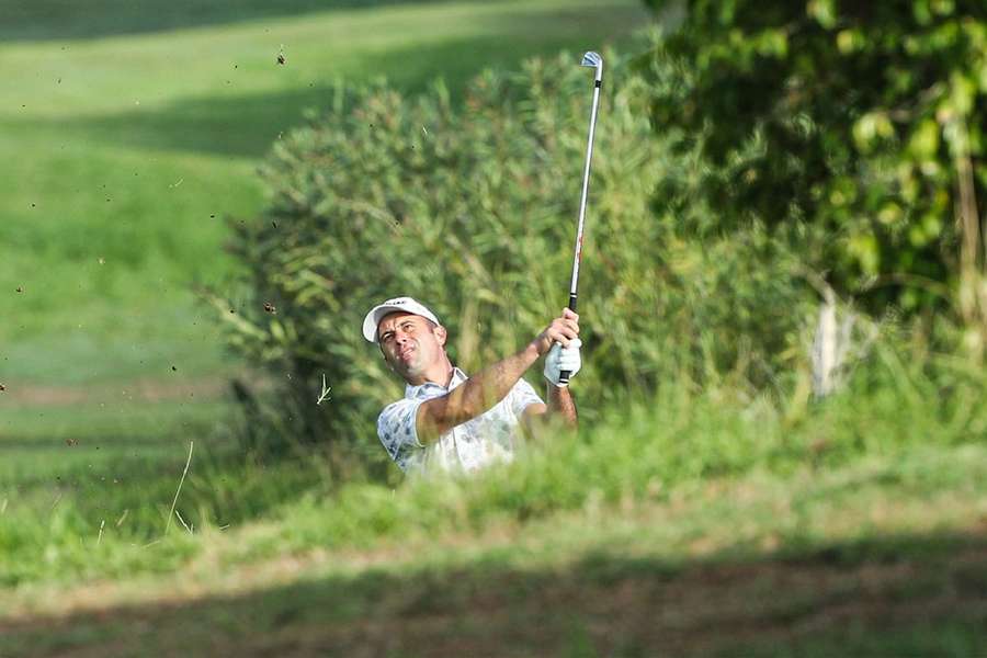 A prova tem por líderes o inglês Justin Rose, três vezes campeão da Ryder Cup, e o francês Antoine Rozner
