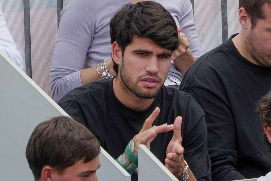 Alcaraz letos nebude startovat na French Open.