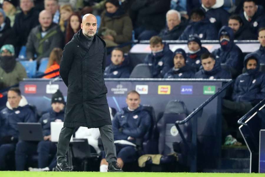 Rodri on Man City training pitch working with ball