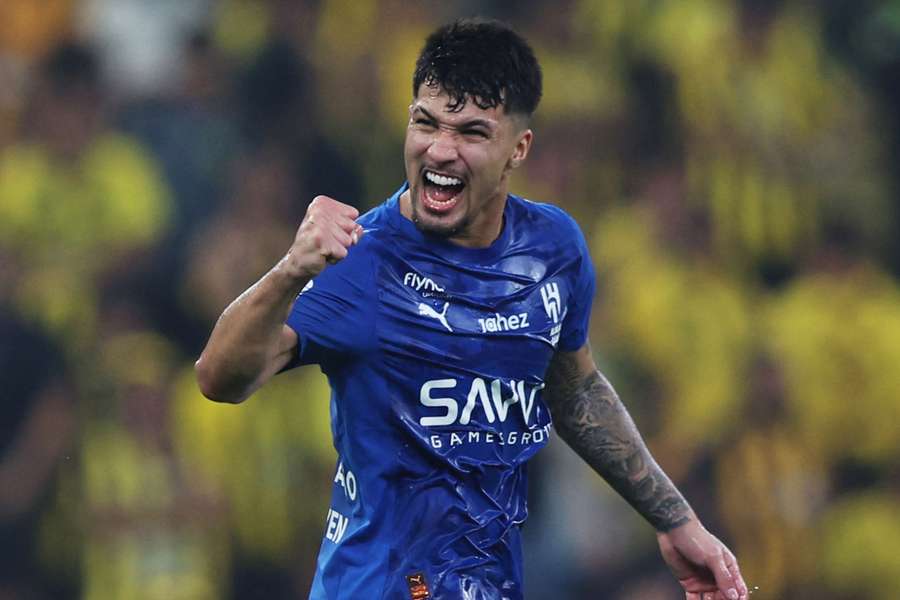 Marcos Leonardo fechou o placar em Al-Ittihad 0x2 Al-Hilal Marcos Leonardo fechou o placar em Al-Ittihad 0x2 Al-Hilal