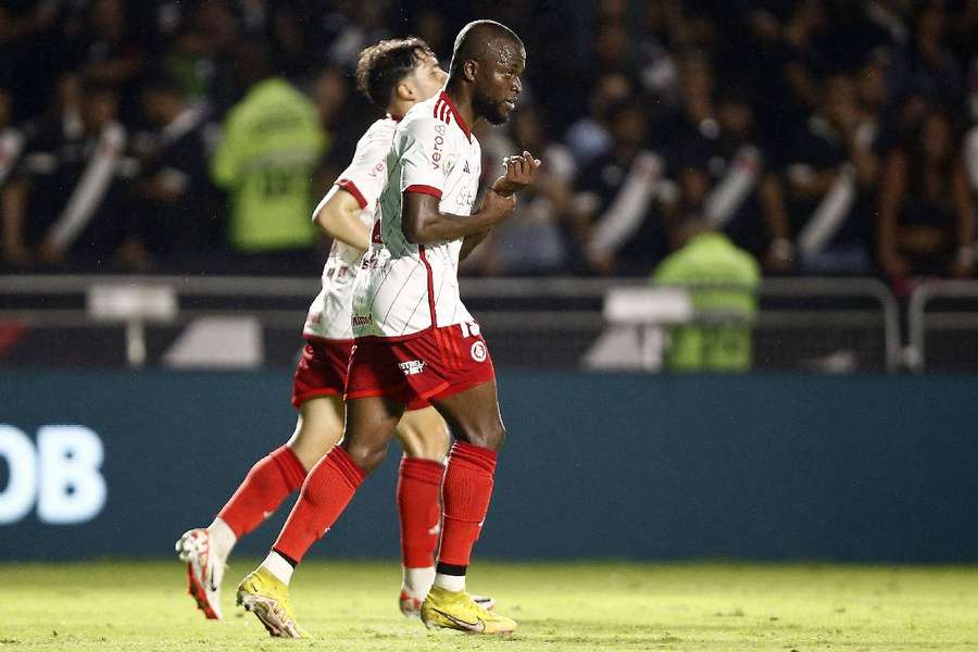 Valencia voltou a marcar pelo Colorado no Brasileirão