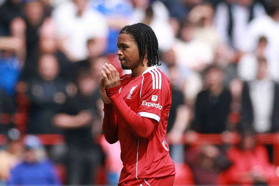 Rio Ngumoha é alvo de disputa entre Liverpool e Bayern