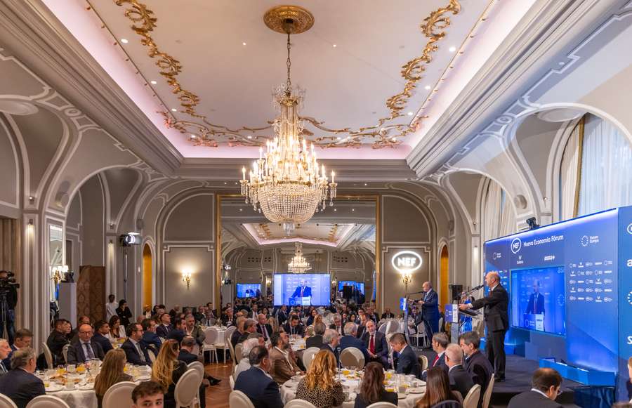 Salón de celebración del foro donde ha participado Louzán