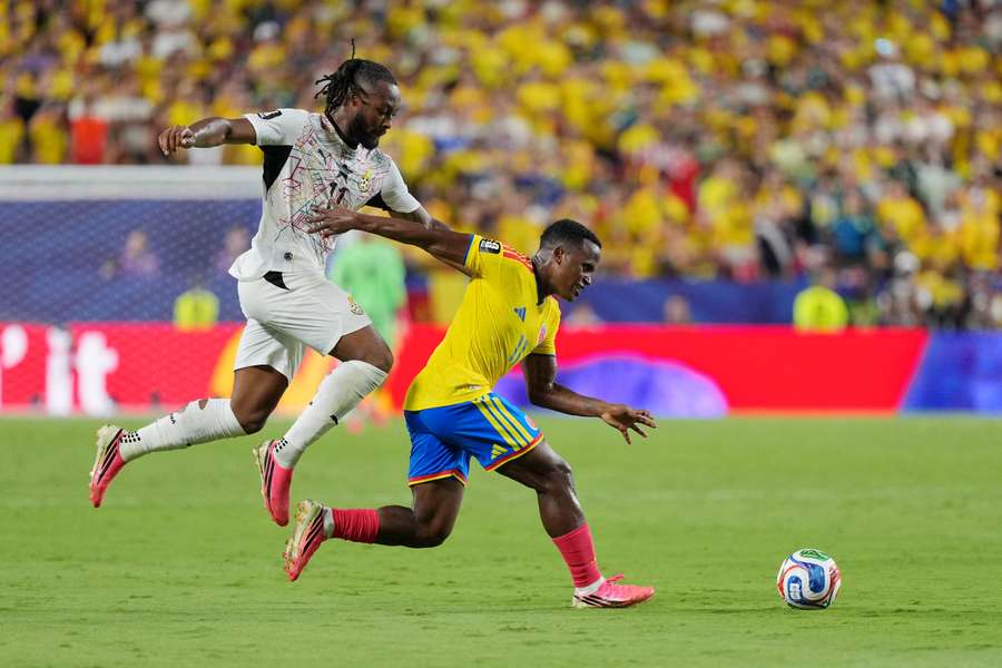 Jhon Arias completó un gran encuentro