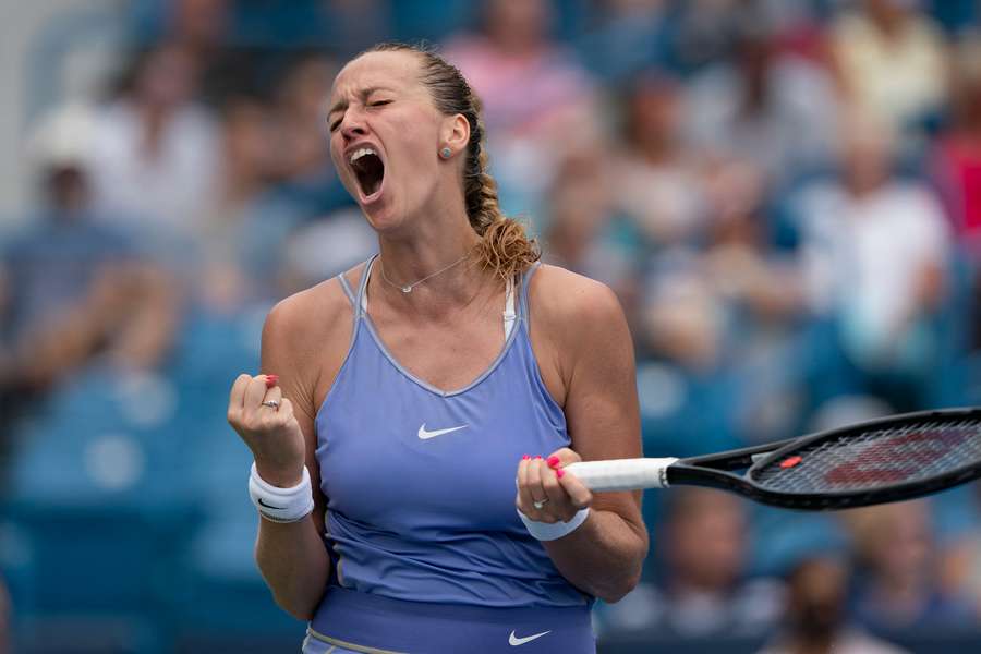 Misfiring Kvitova beats Keys to reach Cincinnati final