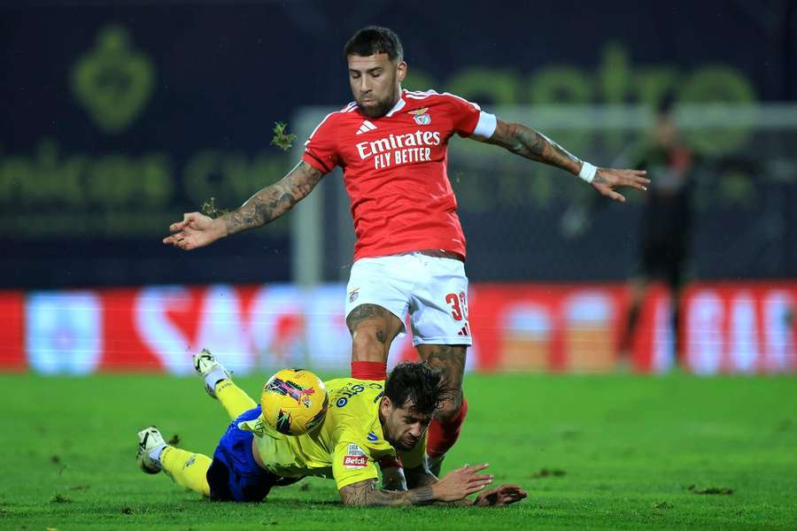 Otamendi na lista de pré-convocados de Scaloni