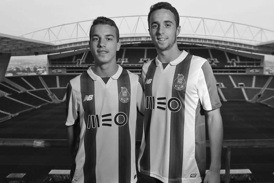 Diogo Jota with his brother André Silva